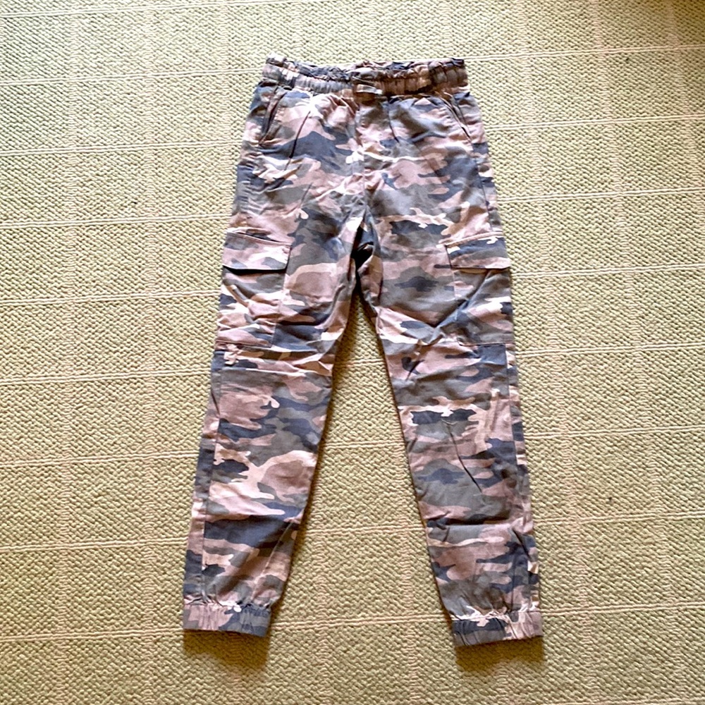 camo pants